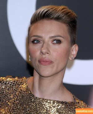 Scarlett Johansson photo #2476