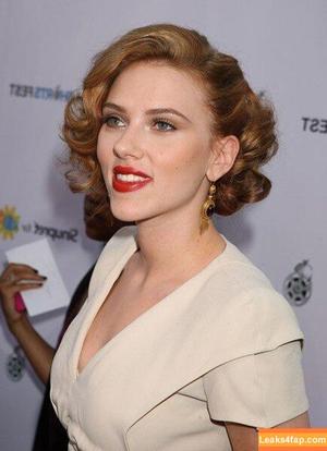 Scarlett Johansson photo #2605