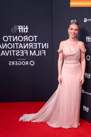 Scarlett Johansson photo #2878