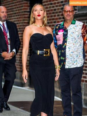 Scarlett Johansson photo #2906