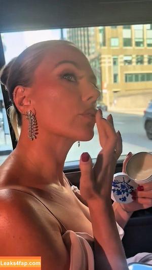 Scarlett Johansson photo #2948