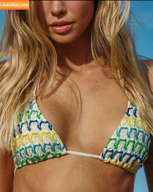 Scarlett Leithold photo #0110