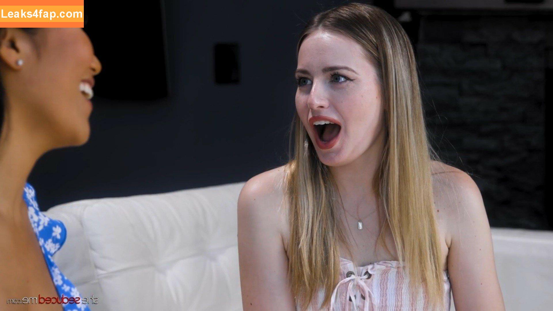 scarlett-sage / scarlettsagex / scarlettsagexofficial / scarlettxsage leaked photo photo #0265