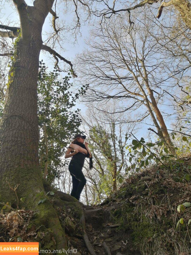 scarlettblaze1 / scarlett_blaze_the_enchantress leaked photo photo #0089