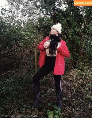 scarlettblaze1 photo #0066