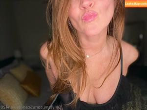 Scarletvixen420 photo #0052
