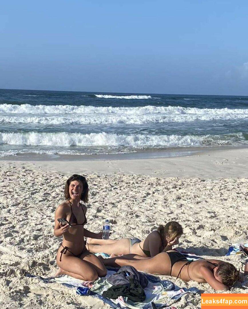 Schlenker Sisters / Hopie and Hannah / hopie.schlenker leaked photo photo #0159