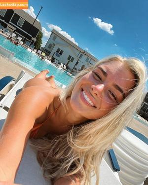 Schlenker Sisters photo #0085