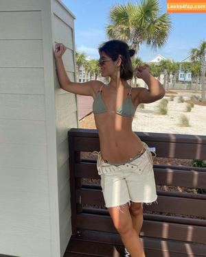 Schlenker Sisters photo #0147