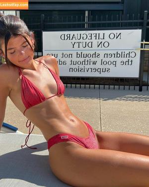 Schlenker Sisters photo #0209