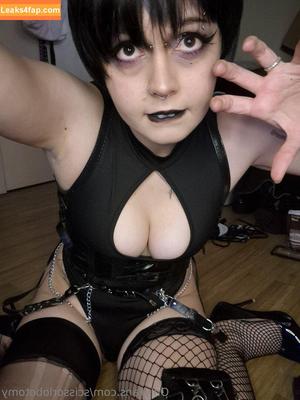 scissorlobotomy photo #0011