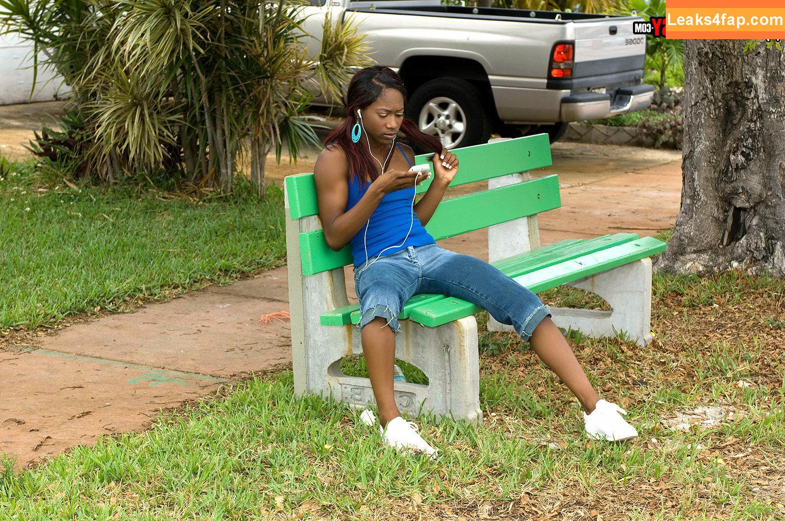 scorepass / valentina_ginagerson_official слитое фото фото #1561