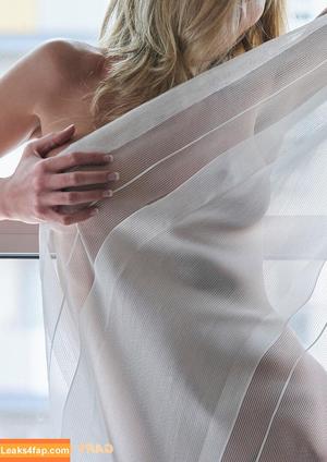 Secretbabe photo #0004