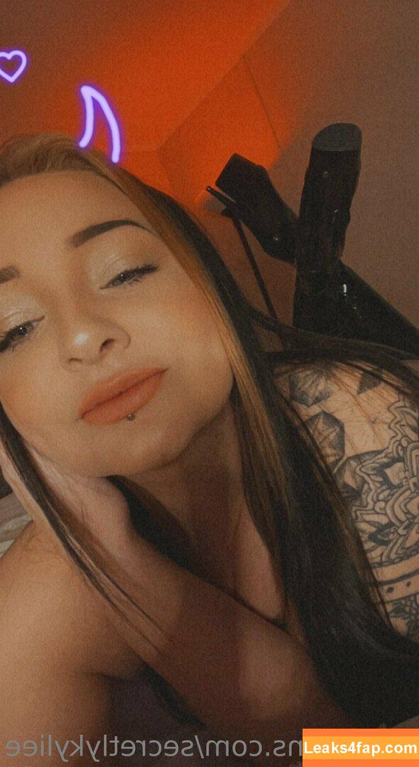 secretlykyliee / helloitskyliee leaked photo photo #0001