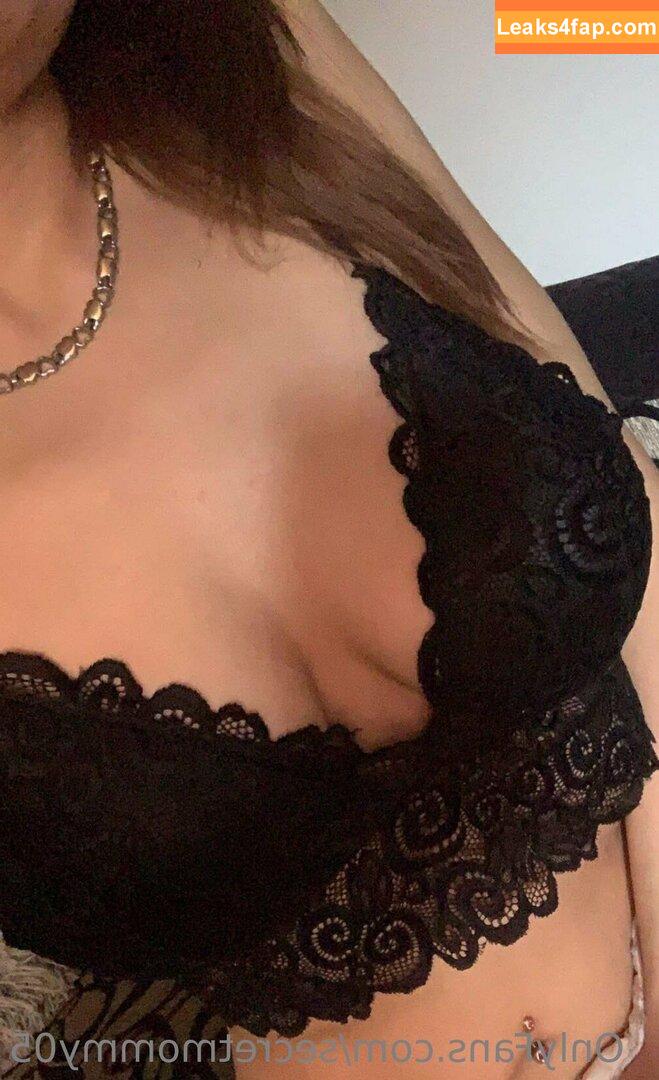 secretmommy05 /  leaked photo photo #0016