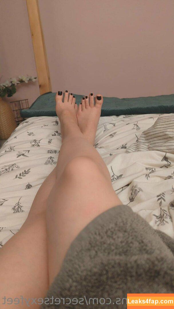 secretsexyfeet /  leaked photo photo #0070