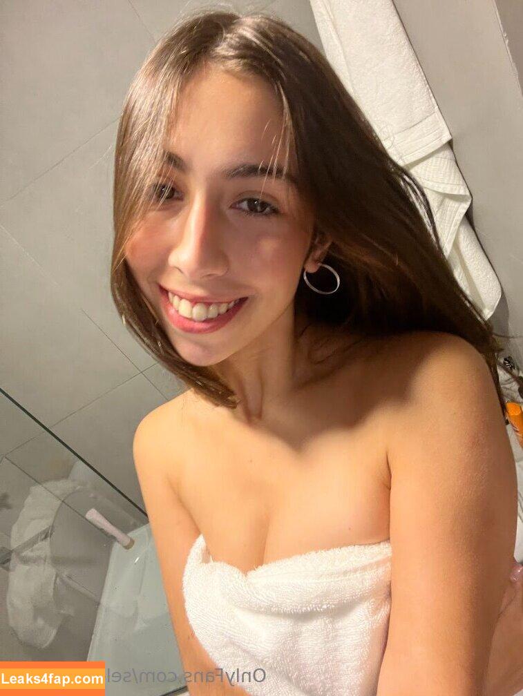 selena-bloom / selena_bloom leaked photo photo #0005