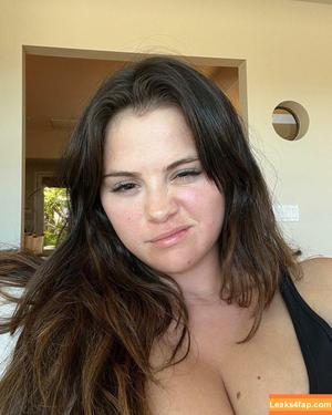 Selena Gomez photo #0888