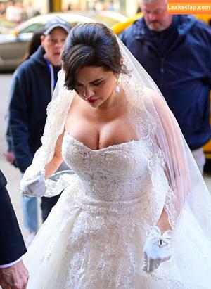 Selena Gomez photo #0917