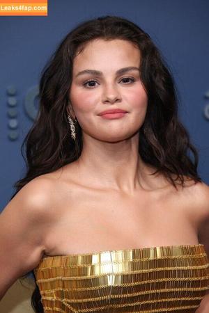 Selena Gomez photo #9093