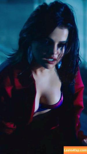 Selena Gomez photo #1256