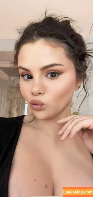 Selena Gomez photo #1257