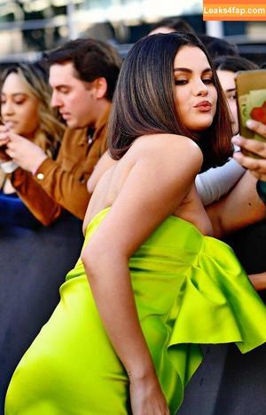 Selena Gomez photo #1265