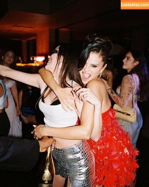 Selena Gomez photo #1356