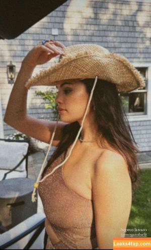 Selena Gomez photo #1410
