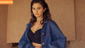 Selena Gomez photo #1459