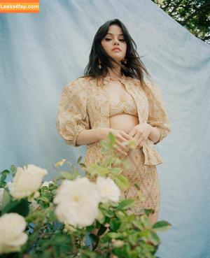 Selena Gomez photo #1501