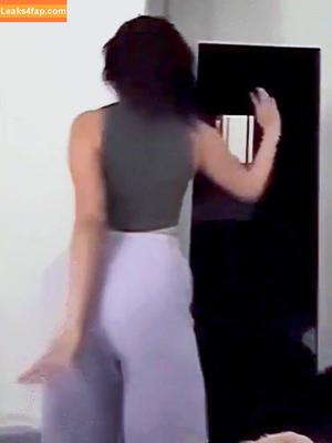 Selena Gomez photo #1529
