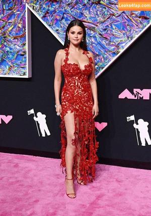 Selena Gomez photo #1721