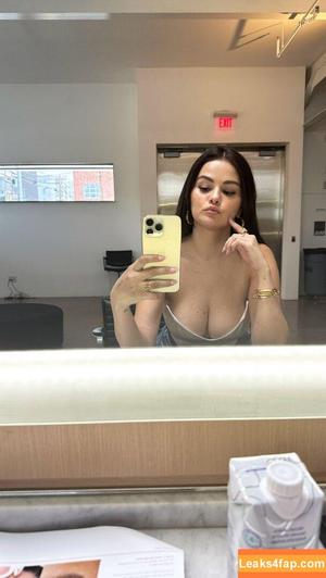 Selena Gomez photo #1843