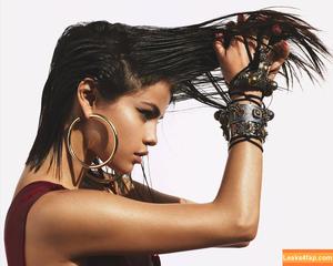 Selena Gomez photo #2249