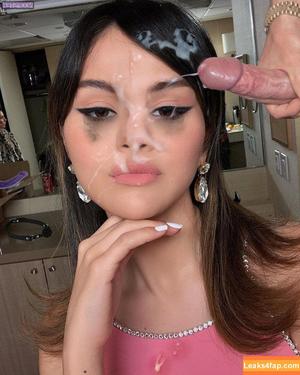 Selena Gomez photo #2482