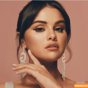 Selena Gomez photo #2725