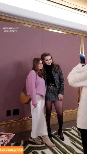 Selena Gomez photo #2785