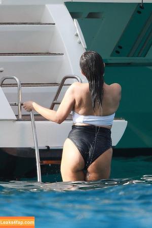 Selena Gomez photo #2820