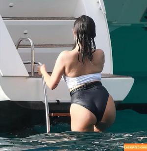 Selena Gomez photo #2823