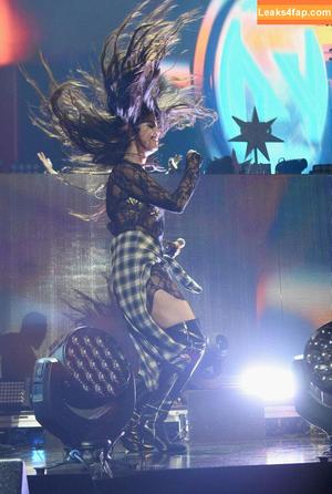 Selena Gomez photo #2893