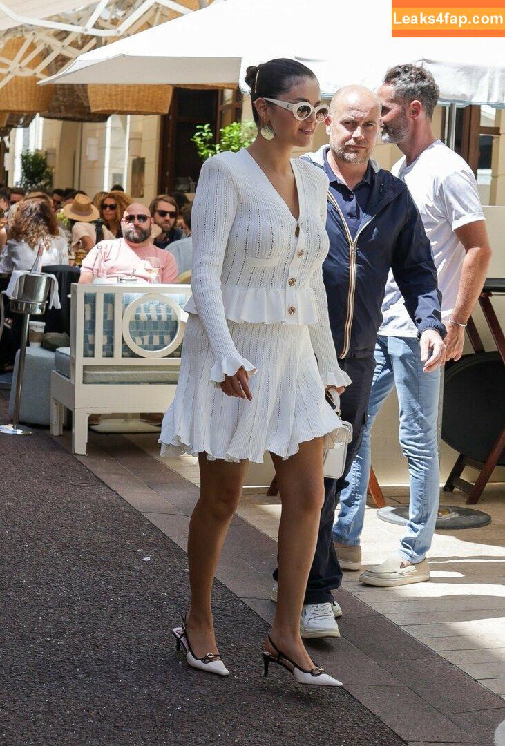 Selena Gomez / Selena / https: / selena.gomez / selenagomez слитое фото фото #3990