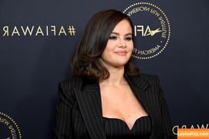 Selena Gomez photo #3041