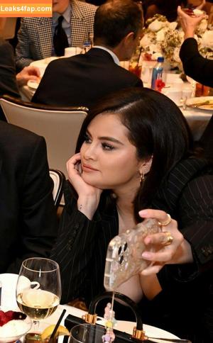Selena Gomez photo #3057