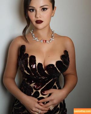 Selena Gomez photo #3093