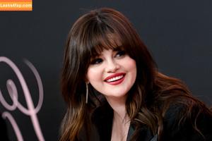Selena Gomez photo #3230