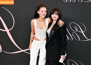 Selena Gomez photo #3235