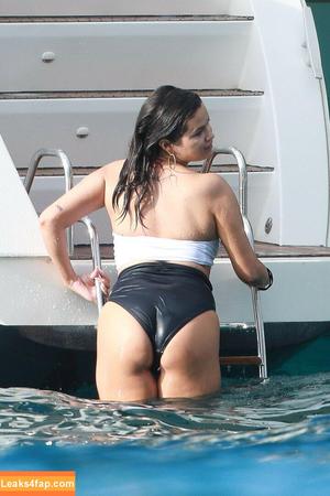 Selena Gomez photo #3310