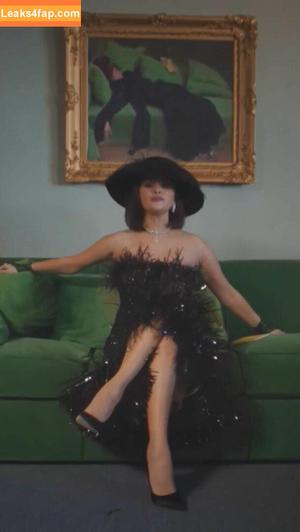 Selena Gomez photo #3389