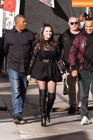Selena Gomez photo #3457